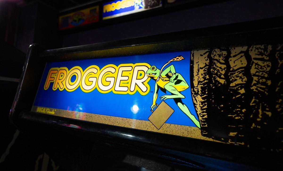 nexus_frushour-frogger.jpg